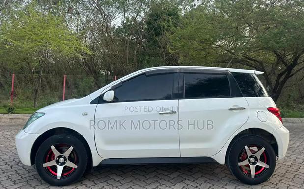 Toyota IST 2005 White