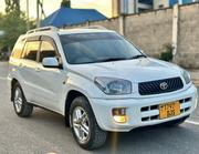 Toyota RAV4 Automatic 2003 White for sale