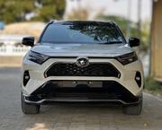 Toyota RAV4 Hybrid 2023 White for sale
