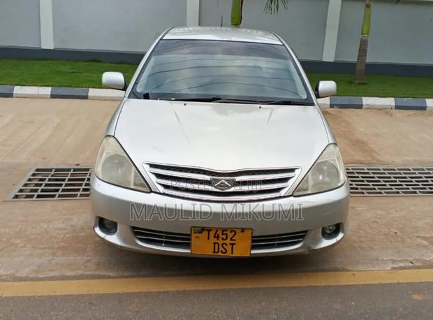 Toyota Allion 2004 Silver