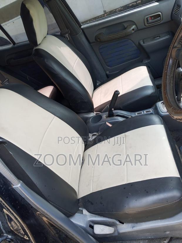 Toyota RAV4 2001 Black