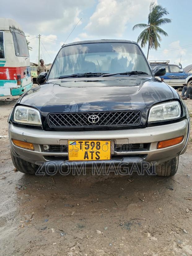 Toyota RAV4 2001 Black