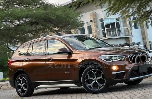 BMW X1 xDrive28i AWD 2016 Red