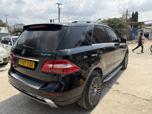 Mercedes-Benz M Class 2014 Black