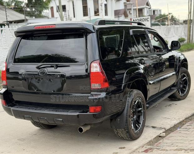 Toyota Hilux Surf 2008 Black