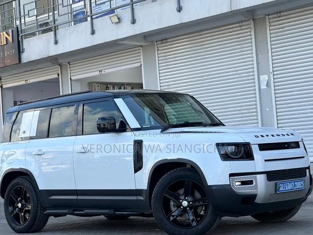 Land Rover Defender 2021 White