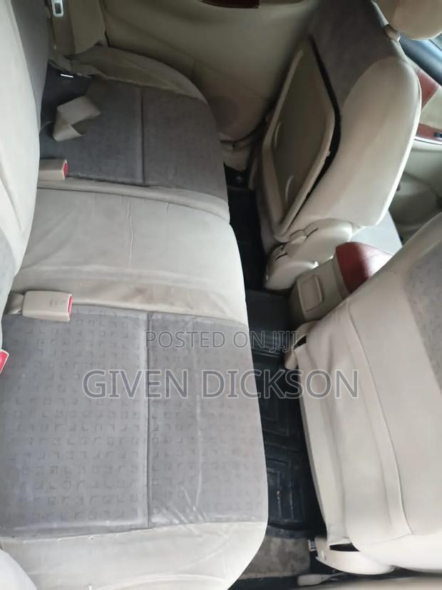 Toyota Allex 2006 Silver