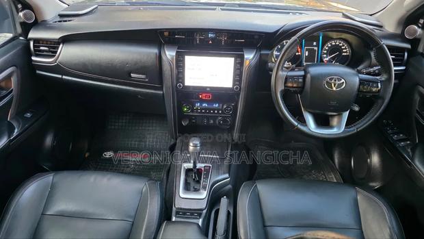 Toyota Fortuner 2021