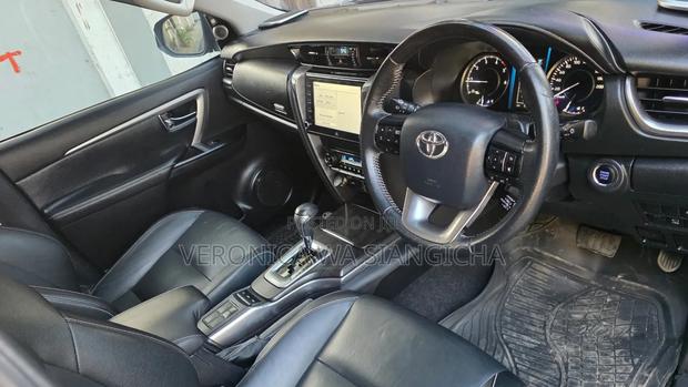 Toyota Fortuner 2021
