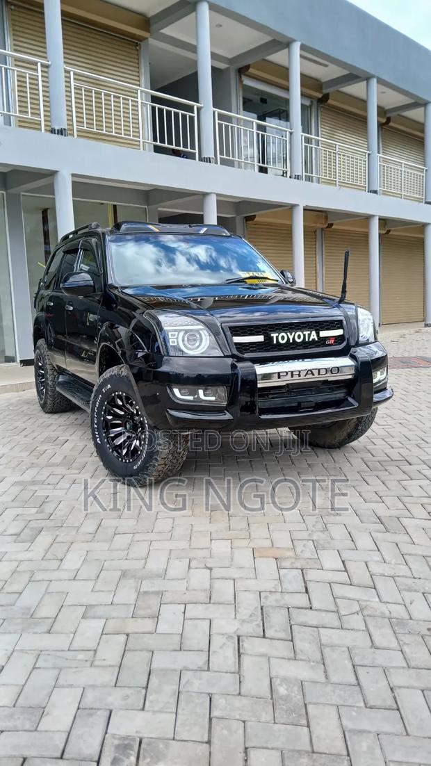 Toyota Land Cruiser 2006 Black