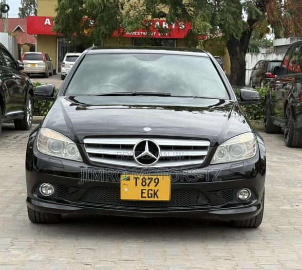 Mercedes-Benz C-Class 2010 Black