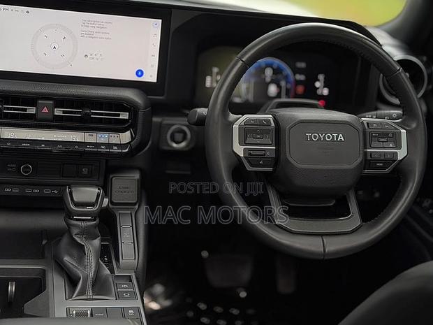 Toyota Land Cruiser Prado 2024 White