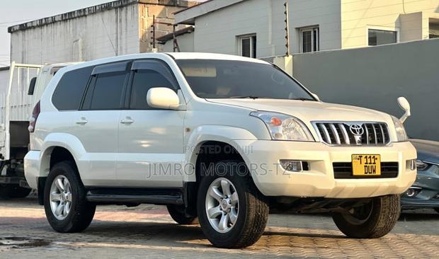 Toyota Land Cruiser Prado 2003 White