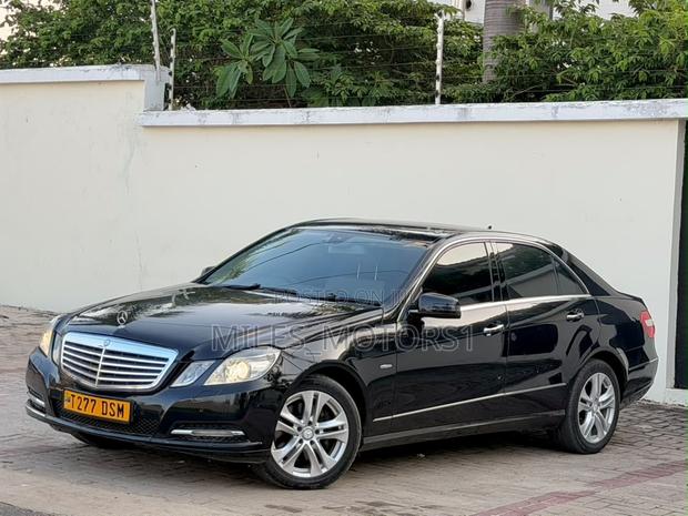 Mercedes-Benz E250 SV Premium 2014 Black