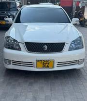 Toyota Crown 2006 White for sale