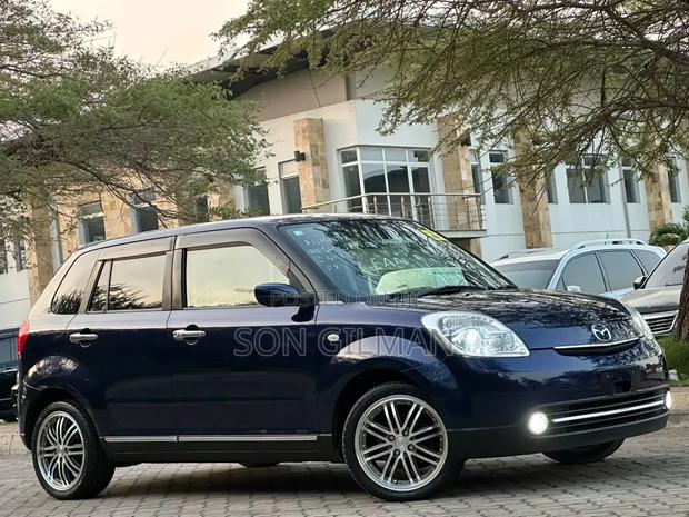Mazda Verisa 2008 Blue
