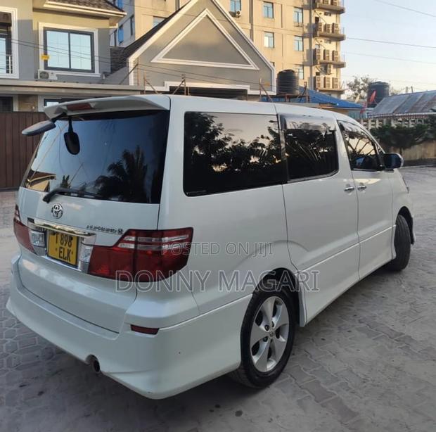 Toyota Alphard 2007 White