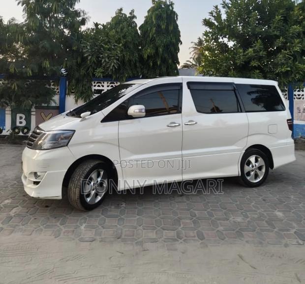 Toyota Alphard 2007 White