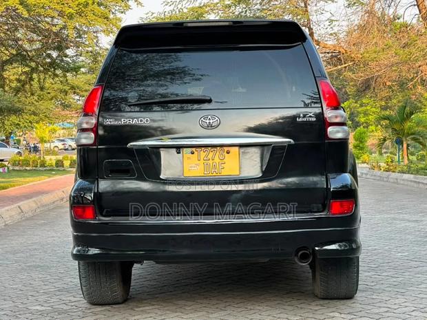 Toyota Land Cruiser Prado 2008 Black