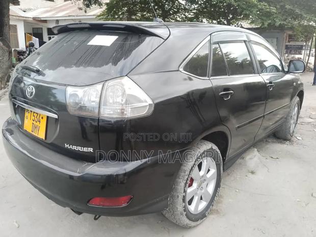 Toyota Harrier 2006 Maroon