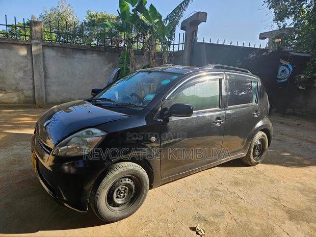 Toyota Passo 2005 Black