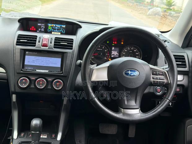 Subaru Forester 2014 Gold
