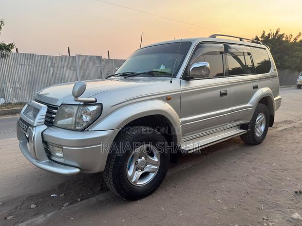 Toyota Land Cruiser Prado 2.7 16V 3dr 2000 Silver