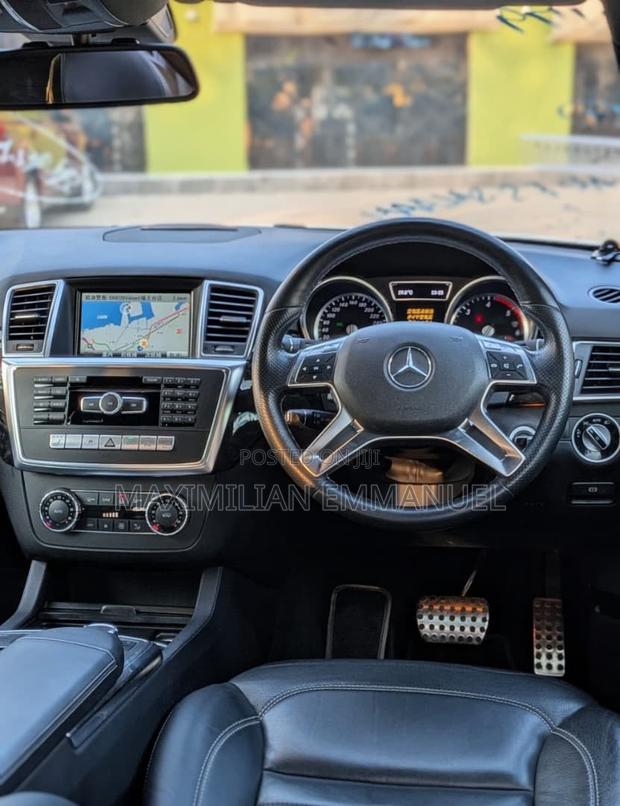 Mercedes-Benz GLC-Class 2022 Silver