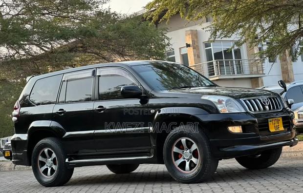 Toyota Land Cruiser Prado 2008 Black
