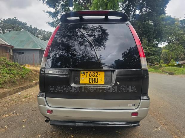 Toyota Noah 2001 Black