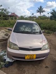 Toyota Previa 2005 Beige for sale
