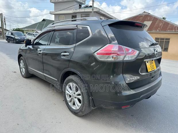 Nissan X-Trail 2014 Black