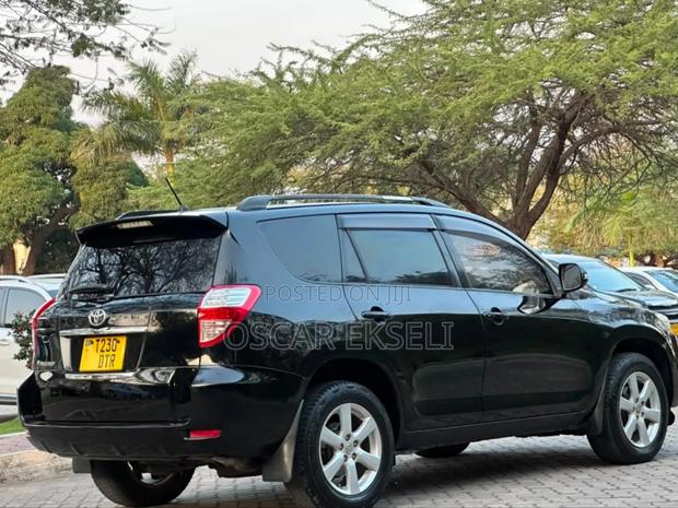Toyota Vanguard 2009 Black