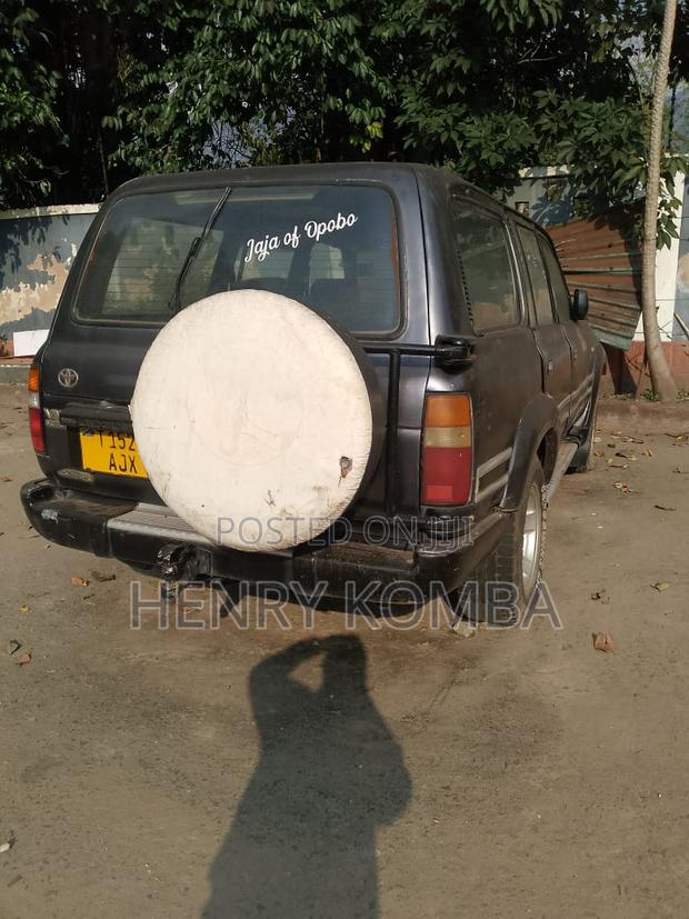 Toyota Land Cruiser 62 Wagon 1989 Blue