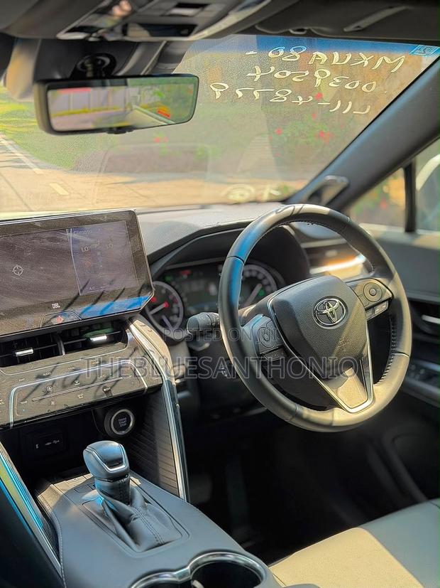 Toyota Harrier 2021 White