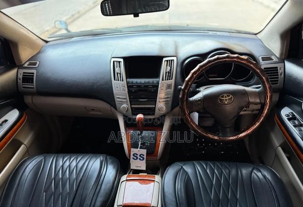 Toyota Harrier 2005 Black