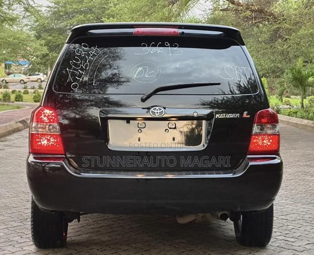 Toyota Kluger 2006 Black