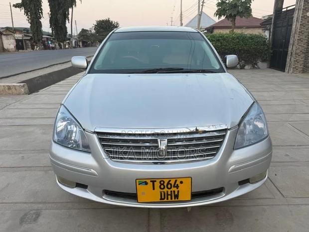 Toyota Premio 2005 Silver