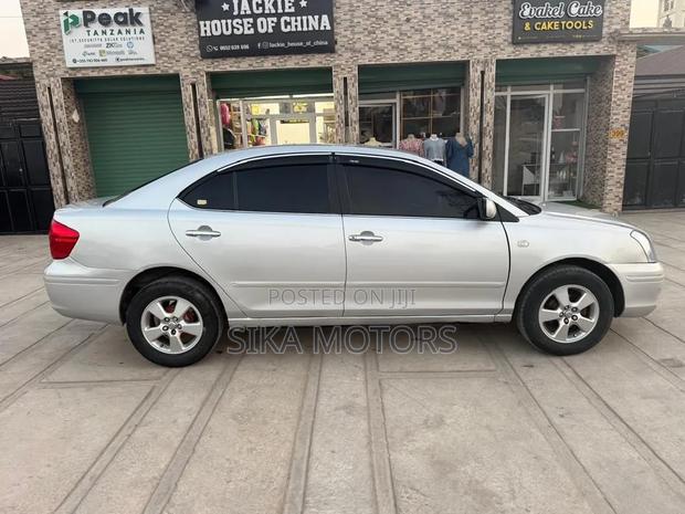 Toyota Premio 2005 Silver