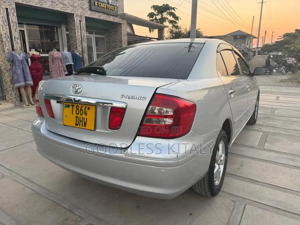 Toyota Premio 2006 Silver