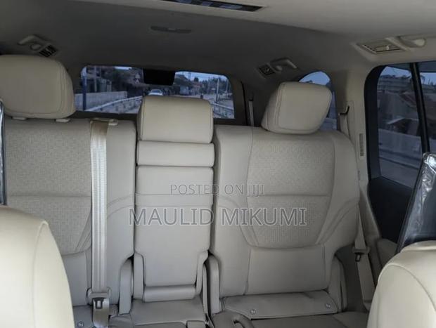 Toyota Land Cruiser 2024 Black