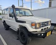 Toyota Land Cruiser 2000 White for sale