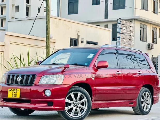 Toyota Kluger 2005 Red
