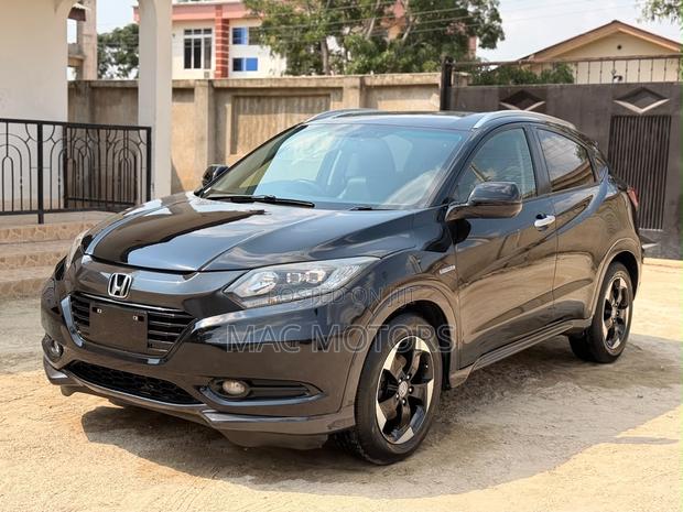 Honda Vezel 2015 Black
