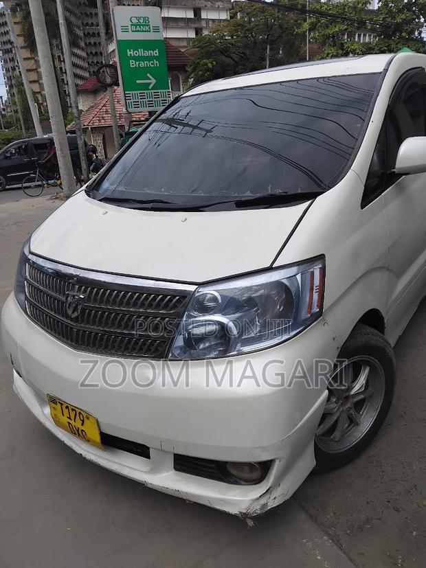 Toyota Alphard 2004 Pearl