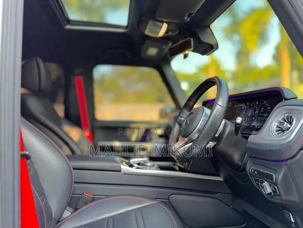 Mercedes-Benz G-Class 2021 White