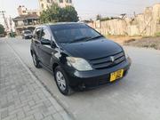 Toyota IST 2003 Black for sale