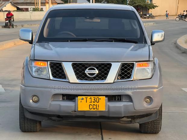 Nissan Navara 2011