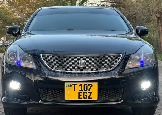 Toyota Crown 2008 Black