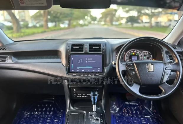 Toyota Crown 2008 Black